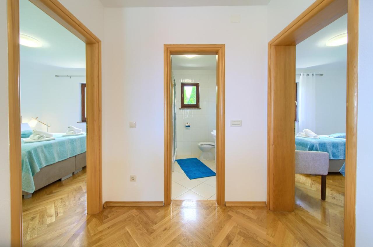 Apartment Jadran Malinska Ngoại thất bức ảnh