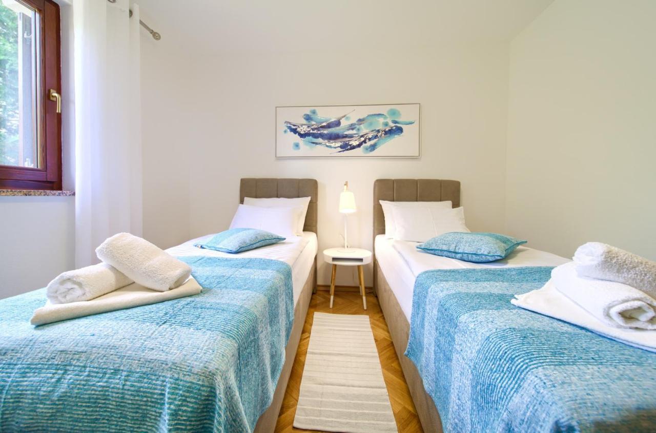 Apartment Jadran Malinska Ngoại thất bức ảnh