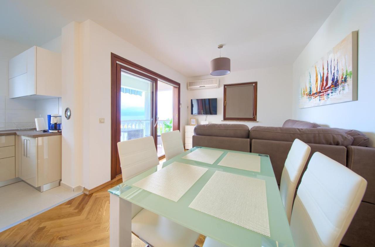 Apartment Jadran Malinska Ngoại thất bức ảnh