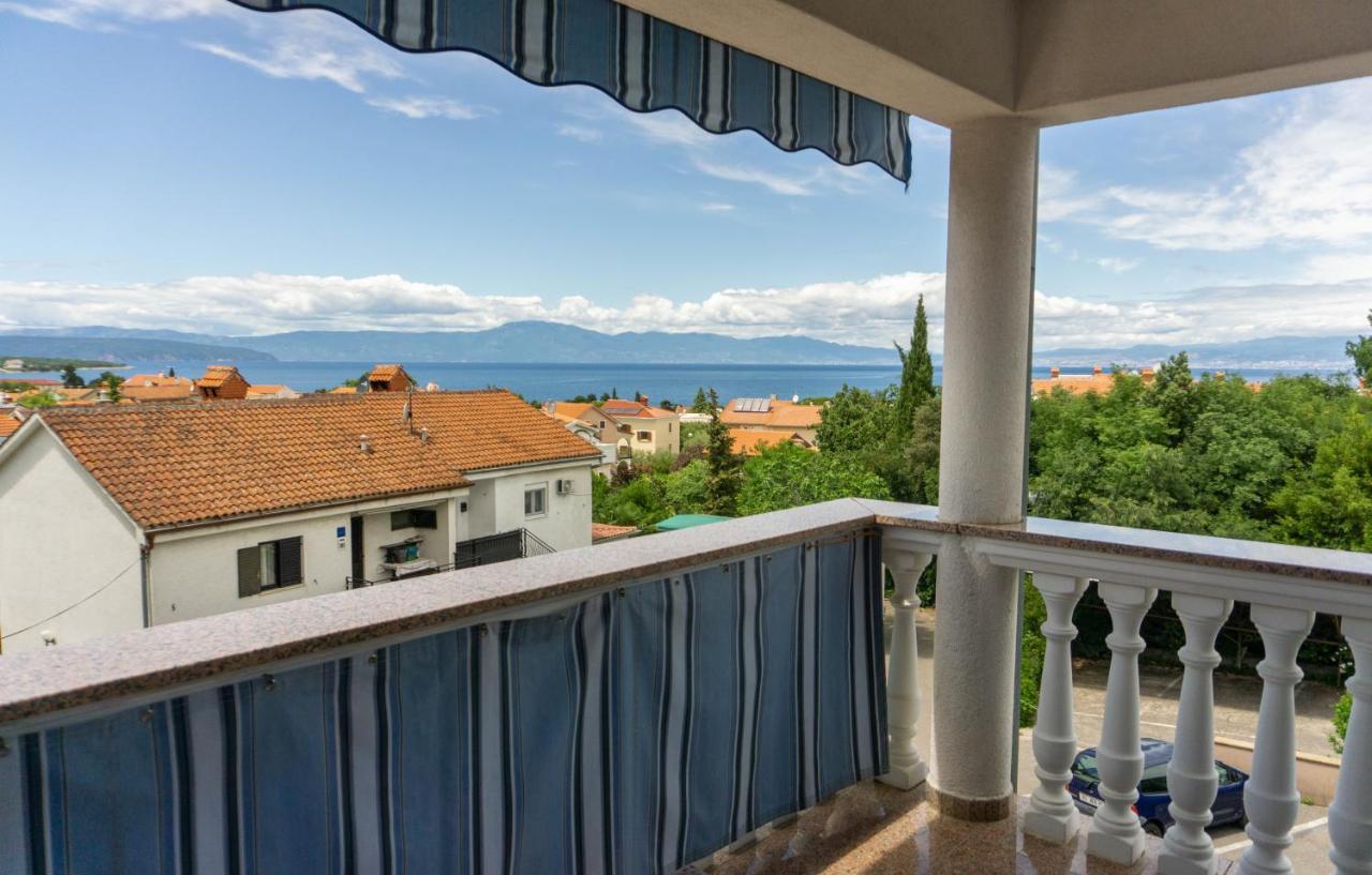 Apartment Jadran Malinska Ngoại thất bức ảnh