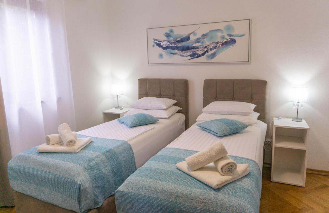 Apartment Jadran Malinska Ngoại thất bức ảnh